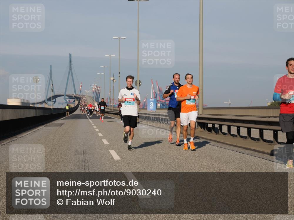 03.10.2025 - Köhlbrandbrückenlauf Fabian Wolf http://msf.ph/oto/9030240 03.10.2025 09:44:50 Position 3  meine-sportfotos.de