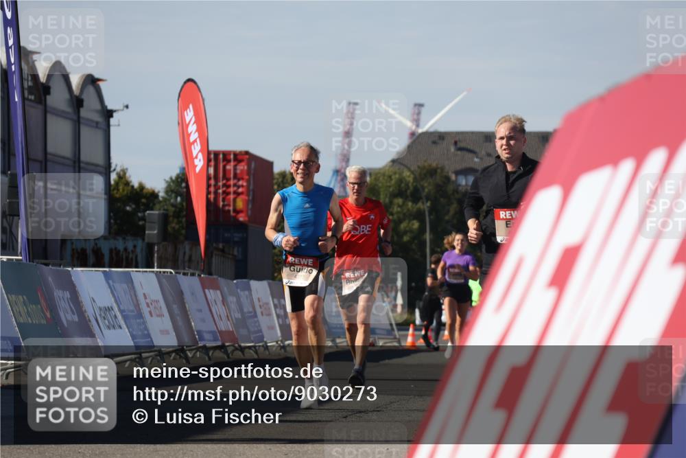 03.10.2025 - Köhlbrandbrückenlauf Luisa Fischer http://msf.ph/oto/9030273 03.10.2025 13:03:58 Ziel 4056, 4127, 4349, 4372, 5098, 5414, 5447, 5950, 5958, 6315, 6341, 6392, 6706 meine-sportfotos.de