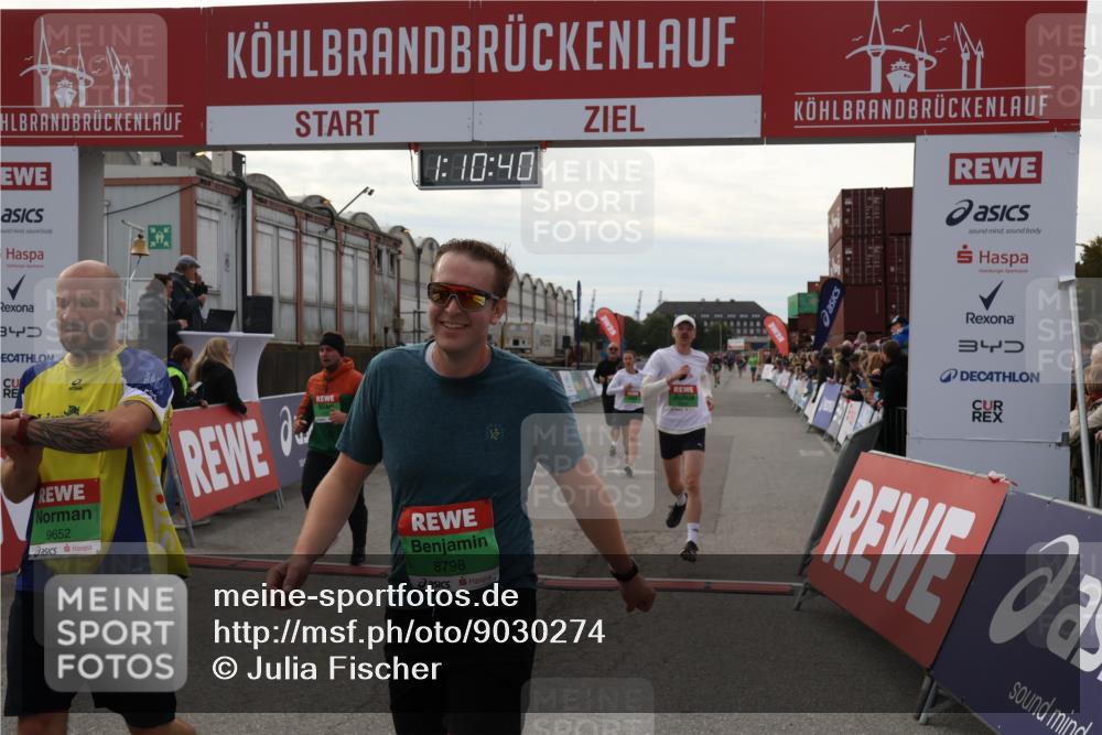 03.10.2025 - Köhlbrandbrückenlauf Julia Fischer http://msf.ph/oto/9030274 03.10.2025 16:10:41 Ziel 7112, 7126, 7384, 7385, 7534, 7543, 7549, 7552, 7562, 7844, 8153, 8798, 8950, 9652 meine-sportfotos.de