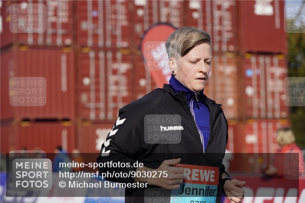 03.10.2025 - Köhlbrandbrückenlauf Michael Burmester http://msf.ph/oto/9030275 03.10.2025 10:35:31 Ziel 2232, 2513, 2755, 2924 meine-sportfotos.de