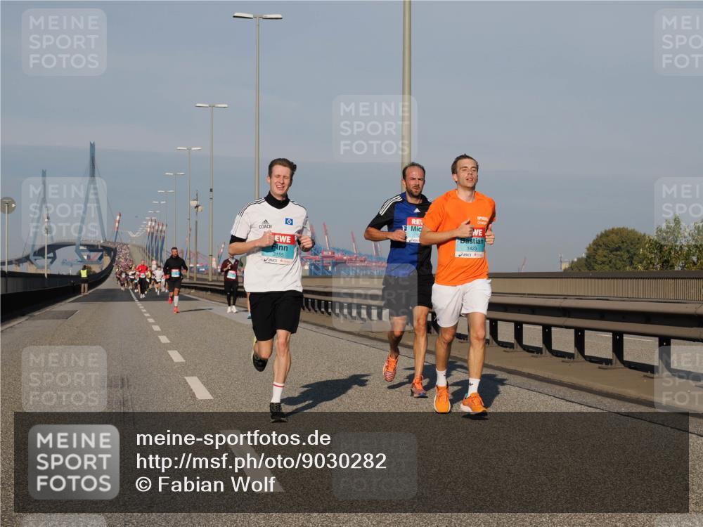 03.10.2025 - Köhlbrandbrückenlauf Fabian Wolf http://msf.ph/oto/9030282 03.10.2025 09:44:52 Position 3 3155, 1423 meine-sportfotos.de