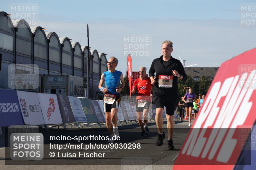 03.10.2025 - Köhlbrandbrückenlauf Luisa Fischer http://msf.ph/oto/9030298 03.10.2025 13:04:00 Ziel 4056, 4127, 4349, 4372, 4480, 5098, 5414, 5447, 5950, 5958, 6315, 6341, 6392, 6706 meine-sportfotos.de