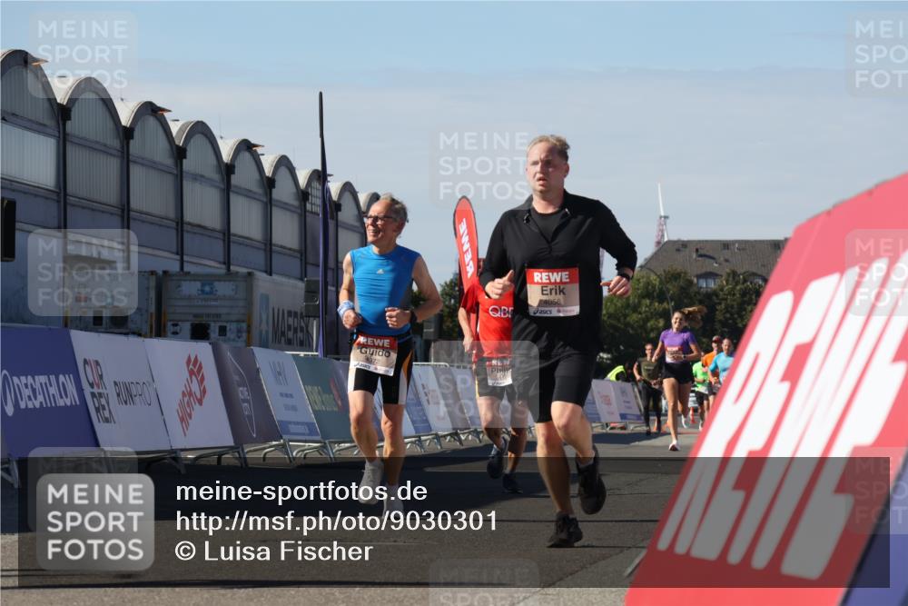 03.10.2025 - Köhlbrandbrückenlauf Luisa Fischer http://msf.ph/oto/9030301 03.10.2025 13:04:00 Ziel 4056, 4127, 4349, 4372, 4480, 5098, 5414, 5447, 5950, 5958, 6315, 6341, 6392, 6706 meine-sportfotos.de