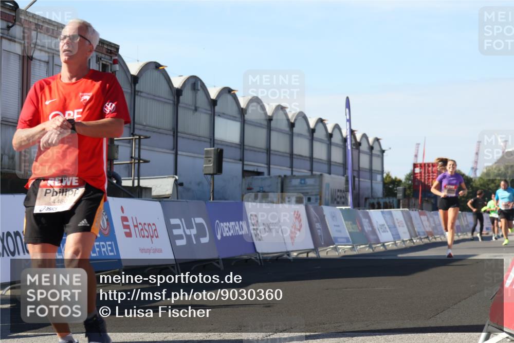 03.10.2025 - Köhlbrandbrückenlauf Luisa Fischer http://msf.ph/oto/9030360 03.10.2025 13:04:05 Ziel 4056, 4127, 4349, 4372, 4480, 5098, 5447, 5721, 5950, 5958, 6315, 6392 meine-sportfotos.de