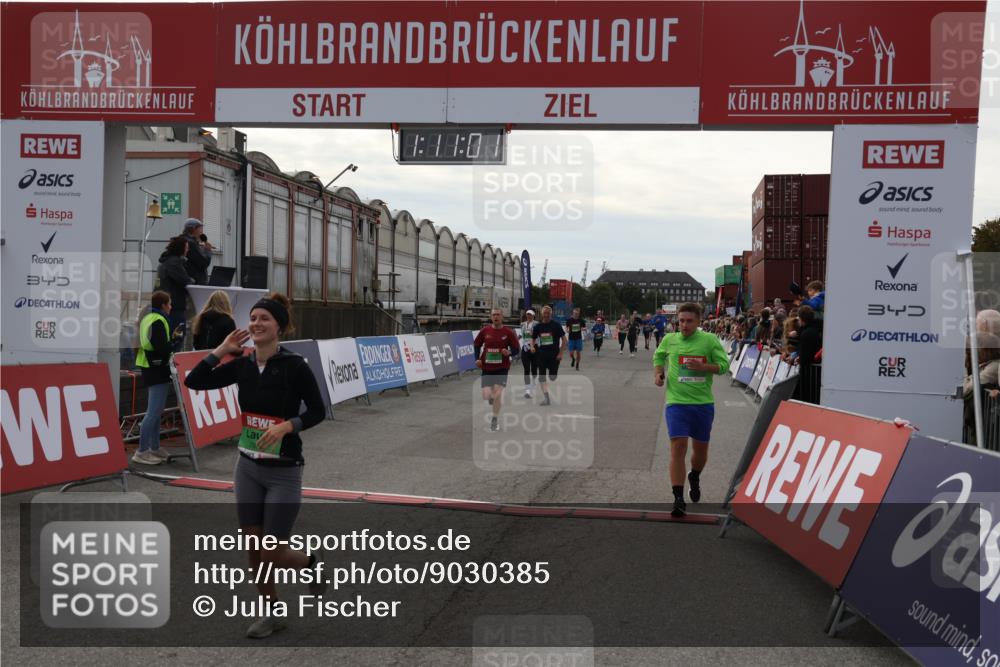 03.10.2025 - Köhlbrandbrückenlauf Julia Fischer http://msf.ph/oto/9030385 03.10.2025 16:11:02 Ziel 7226, 7834, 8220, 8775, 8776, 9169, 9201, 9474 meine-sportfotos.de