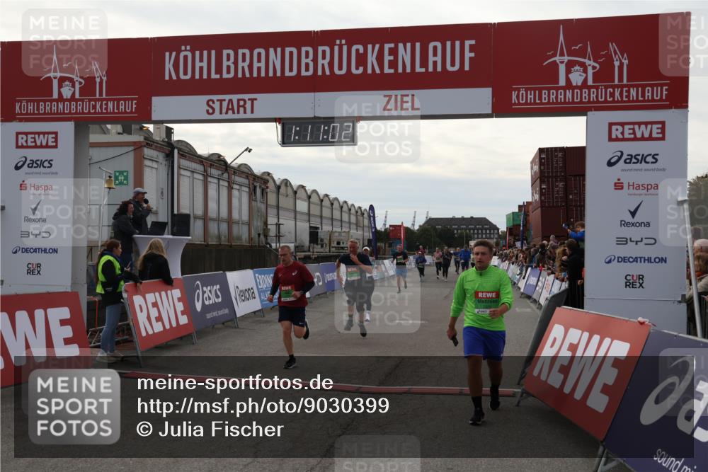 03.10.2025 - Köhlbrandbrückenlauf Julia Fischer http://msf.ph/oto/9030399 03.10.2025 16:11:03 Ziel 7226, 7834, 8220, 8490, 8775, 8776, 8923, 9169, 9201, 9474 meine-sportfotos.de