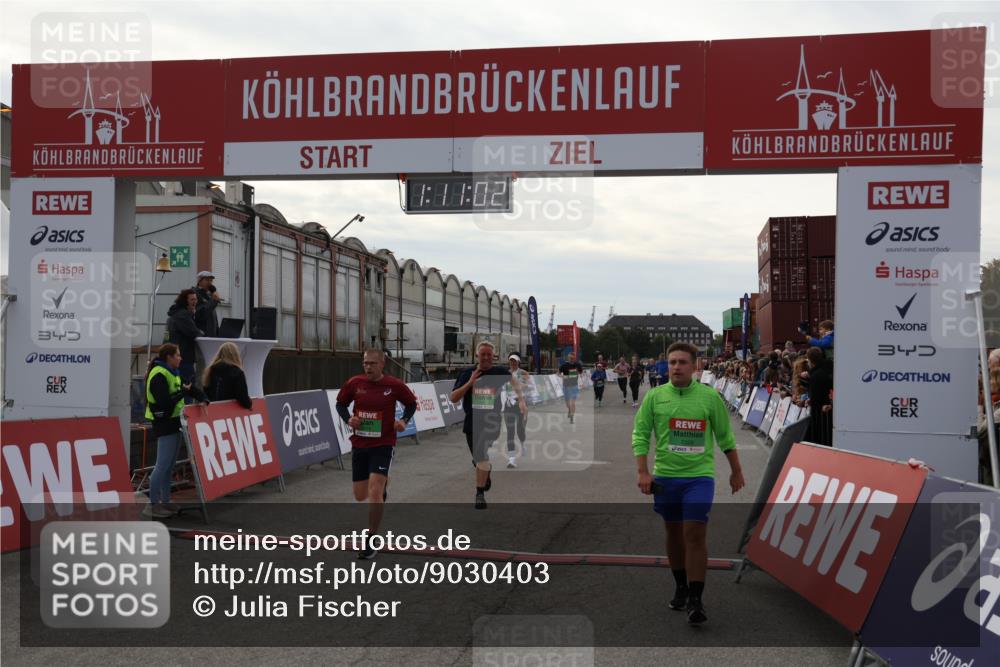 03.10.2025 - Köhlbrandbrückenlauf Julia Fischer http://msf.ph/oto/9030403 03.10.2025 16:11:03 Ziel 7226, 7834, 8220, 8490, 8775, 8776, 8923, 9169, 9201, 9474 meine-sportfotos.de