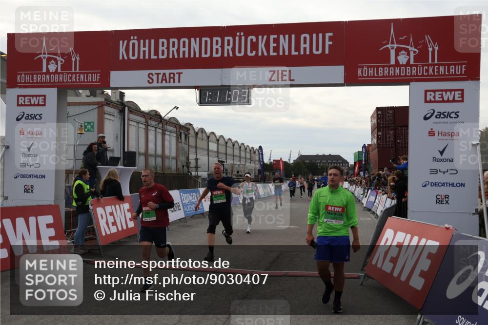 03.10.2025 - Köhlbrandbrückenlauf Julia Fischer http://msf.ph/oto/9030407 03.10.2025 16:11:04 Ziel 7226, 7363, 7834, 8220, 8490, 8592, 8775, 8776, 8923, 9169, 9201, 9474 meine-sportfotos.de