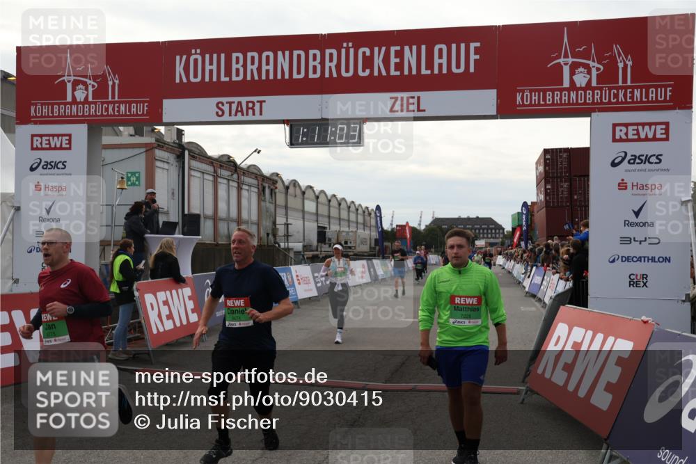 03.10.2025 - Köhlbrandbrückenlauf Julia Fischer http://msf.ph/oto/9030415 03.10.2025 16:11:04 Ziel 7226, 7363, 7834, 8220, 8490, 8592, 8775, 8776, 8923, 9169, 9201, 9474 meine-sportfotos.de