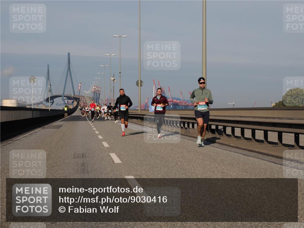 03.10.2025 - Köhlbrandbrückenlauf Fabian Wolf http://msf.ph/oto/9030416 03.10.2025 09:44:57 Position 3  meine-sportfotos.de