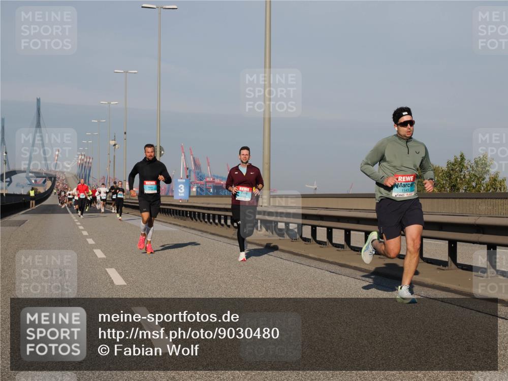 03.10.2025 - Köhlbrandbrückenlauf Fabian Wolf http://msf.ph/oto/9030480 03.10.2025 09:44:59 Position 3 1143 meine-sportfotos.de