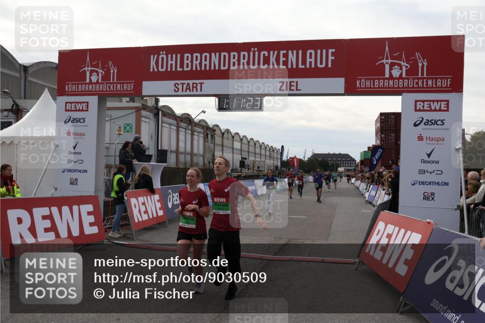 03.10.2025 - Köhlbrandbrückenlauf Julia Fischer http://msf.ph/oto/9030509 03.10.2025 16:11:24 Ziel 7291, 7472, 7515, 7591, 7765, 7895, 9067, 9068, 9597, 9726 meine-sportfotos.de