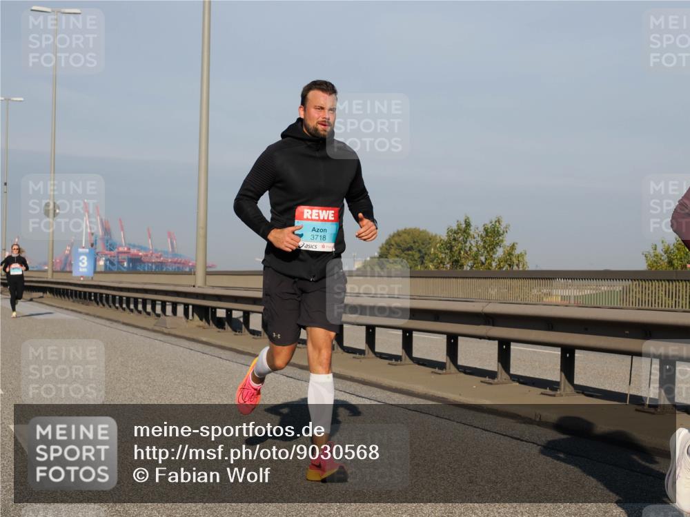 03.10.2025 - Köhlbrandbrückenlauf Fabian Wolf http://msf.ph/oto/9030568 03.10.2025 09:45:03 Position 3 3718 meine-sportfotos.de