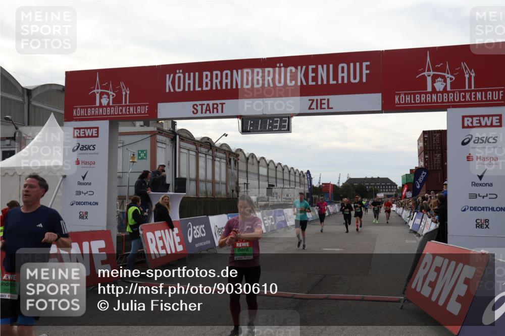 03.10.2025 - Köhlbrandbrückenlauf Julia Fischer http://msf.ph/oto/9030610 03.10.2025 16:11:34 Ziel 7350, 7373, 7407, 7467, 7472, 7488, 7765, 7895, 8774, 8938, 9382, 9597 meine-sportfotos.de
