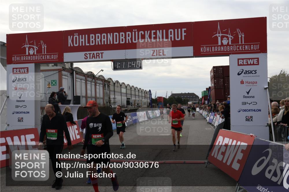 03.10.2025 - Köhlbrandbrückenlauf Julia Fischer http://msf.ph/oto/9030676 03.10.2025 16:11:40 Ziel 7196, 7330, 7350, 7373, 7407, 7467, 7488, 8774, 8938, 9200, 9382, 9634 meine-sportfotos.de