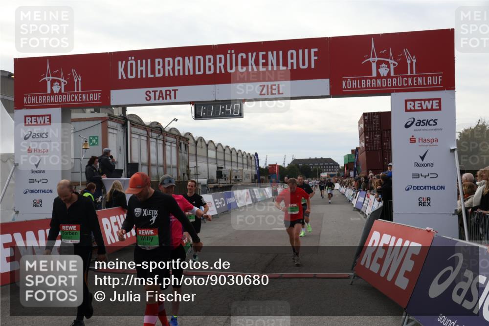 03.10.2025 - Köhlbrandbrückenlauf Julia Fischer http://msf.ph/oto/9030680 03.10.2025 16:11:41 Ziel 7196, 7330, 7350, 7373, 7407, 7419, 7467, 7488, 8774, 8938, 9200, 9202, 9382, 9392, 9634 meine-sportfotos.de