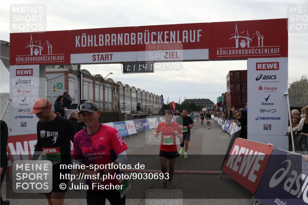 03.10.2025 - Köhlbrandbrückenlauf Julia Fischer http://msf.ph/oto/9030693 03.10.2025 16:11:42 Ziel 7196, 7330, 7407, 7419, 7467, 7488, 8774, 8938, 9200, 9202, 9382, 9392, 9634 meine-sportfotos.de