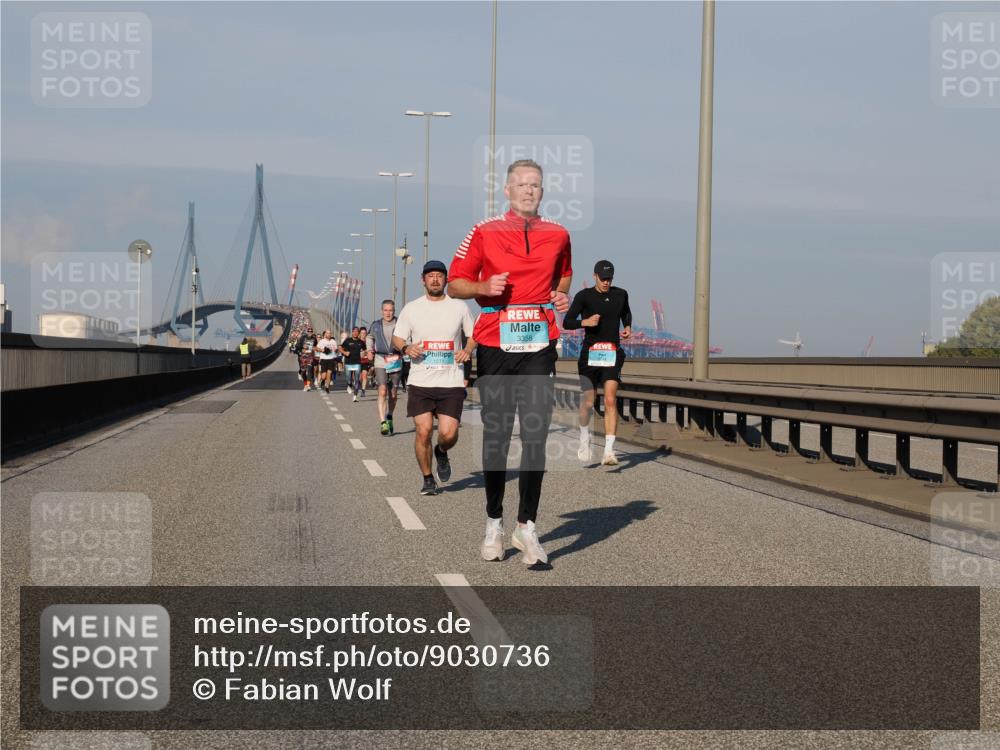 03.10.2025 - Köhlbrandbrückenlauf Fabian Wolf http://msf.ph/oto/9030736 03.10.2025 09:45:11 Position 3 3358 meine-sportfotos.de