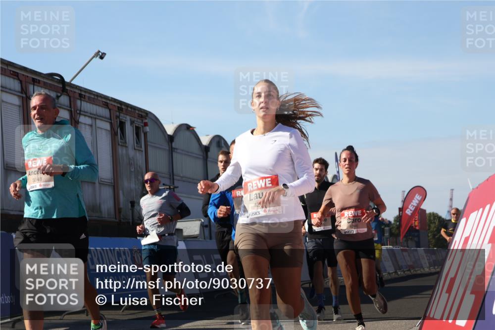03.10.2025 - Köhlbrandbrückenlauf Luisa Fischer http://msf.ph/oto/9030737 03.10.2025 13:04:42 Ziel 4022, 4236, 4246, 4247, 4303, 4449, 4713, 4724, 4831, 5849, 5948, 5968, 6092, 6268, 6470 meine-sportfotos.de