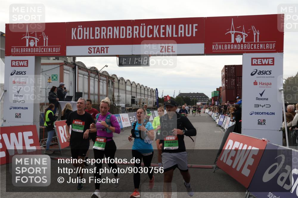 03.10.2025 - Köhlbrandbrückenlauf Julia Fischer http://msf.ph/oto/9030756 03.10.2025 16:11:48 Ziel 7196, 7330, 7407, 7419, 7467, 7469, 7533, 7658, 8774, 8938, 9200, 9202, 9382, 9392, 9634 meine-sportfotos.de
