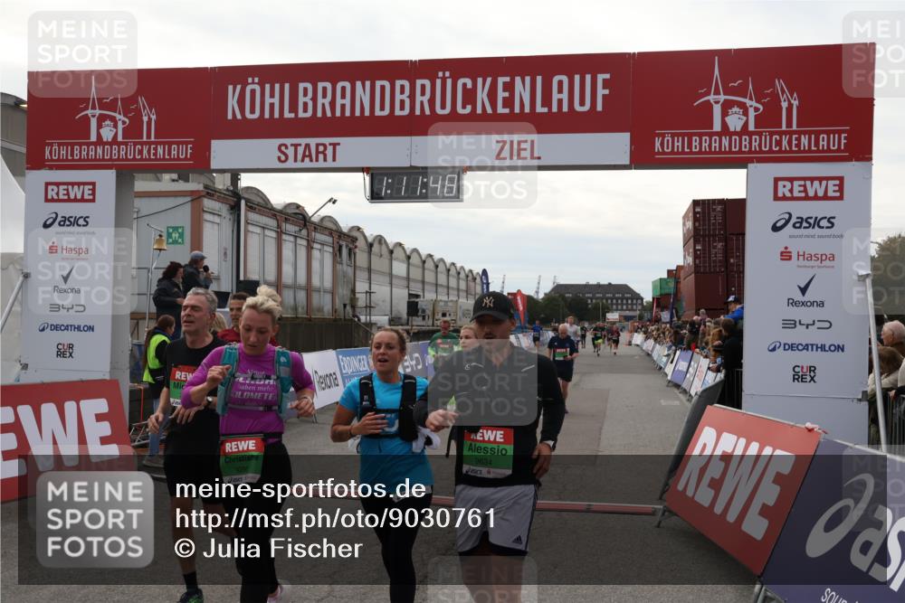 03.10.2025 - Köhlbrandbrückenlauf Julia Fischer http://msf.ph/oto/9030761 03.10.2025 16:11:49 Ziel 7196, 7330, 7419, 7469, 7533, 7658, 8774, 9200, 9202, 9382, 9392, 9634 meine-sportfotos.de