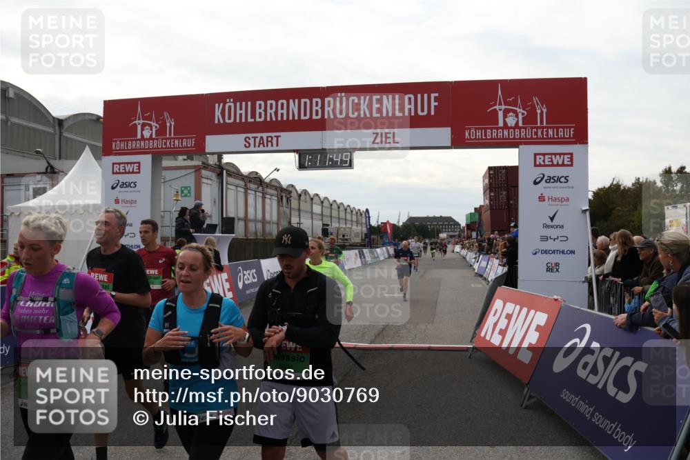 03.10.2025 - Köhlbrandbrückenlauf Julia Fischer http://msf.ph/oto/9030769 03.10.2025 16:11:49 Ziel 7196, 7330, 7419, 7469, 7533, 7658, 8774, 9200, 9202, 9382, 9392, 9634 meine-sportfotos.de