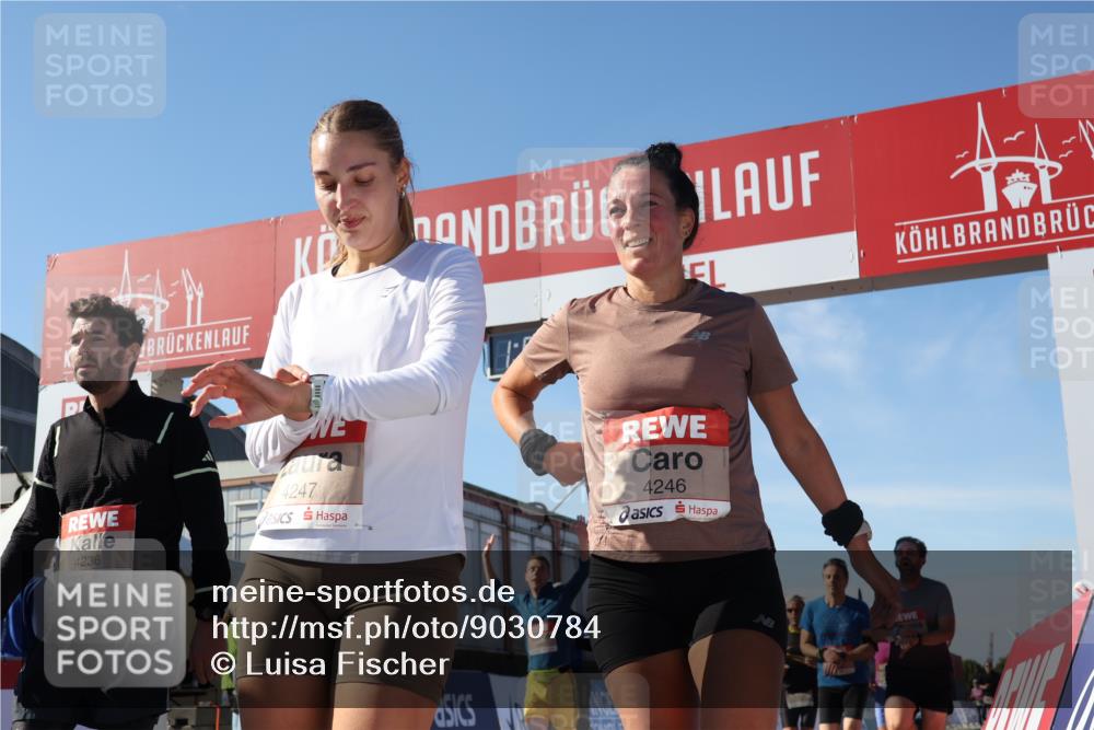 03.10.2025 - Köhlbrandbrückenlauf Luisa Fischer http://msf.ph/oto/9030784 03.10.2025 13:04:47 Ziel 4022, 4061, 4236, 4246, 4247, 4303, 4449, 4724, 4831, 5849, 5948, 5968, 6268, 6470, 6716 meine-sportfotos.de