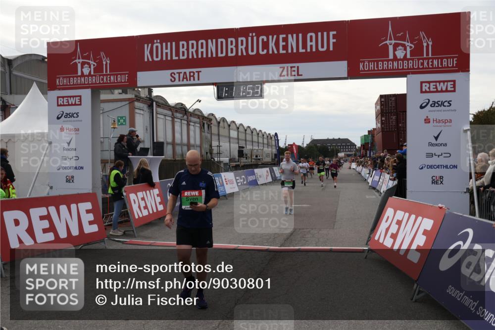03.10.2025 - Köhlbrandbrückenlauf Julia Fischer http://msf.ph/oto/9030801 03.10.2025 16:11:54 Ziel 7330, 7419, 7469, 7533, 7566, 7613, 7658, 7961, 8005, 8096, 8954, 9200, 9202, 9244, 9392, 9634 meine-sportfotos.de