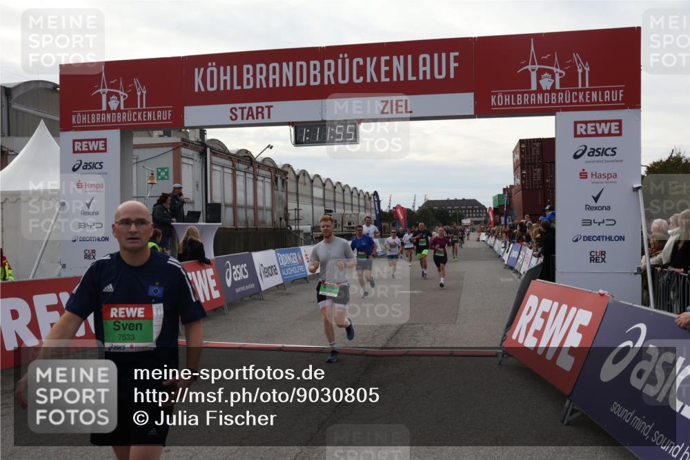 03.10.2025 - Köhlbrandbrückenlauf Julia Fischer http://msf.ph/oto/9030805 03.10.2025 16:11:56 Ziel 7122, 7330, 7419, 7469, 7533, 7566, 7613, 7658, 7757, 7961, 8005, 8096, 8110, 8954, 9200, 9202, 9244, 9392, 9634 meine-sportfotos.de