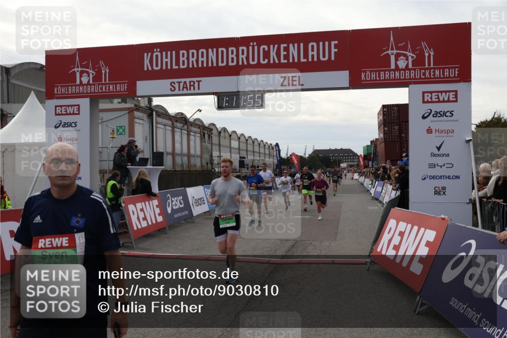 03.10.2025 - Köhlbrandbrückenlauf Julia Fischer http://msf.ph/oto/9030810 03.10.2025 16:11:56 Ziel 7122, 7330, 7419, 7469, 7533, 7566, 7613, 7658, 7757, 7961, 8005, 8096, 8110, 8954, 9200, 9202, 9244, 9392, 9634 meine-sportfotos.de