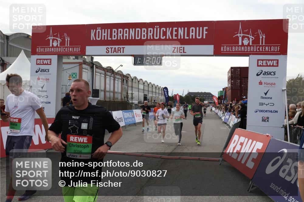 03.10.2025 - Köhlbrandbrückenlauf Julia Fischer http://msf.ph/oto/9030827 03.10.2025 16:12:00 Ziel 7122, 7463, 7469, 7533, 7566, 7613, 7658, 7757, 7961, 8005, 8096, 8110, 8259, 8569, 8954, 9159, 9244 meine-sportfotos.de