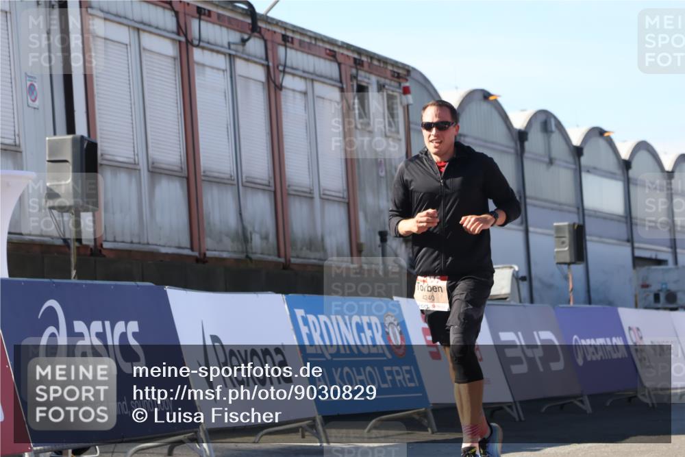 03.10.2025 - Köhlbrandbrückenlauf Luisa Fischer http://msf.ph/oto/9030829 03.10.2025 13:04:54 Ziel 4022, 4061, 4217, 4236, 4240, 4303, 4449, 4831, 5670, 5849, 5952, 5968, 6268, 6561, 6716 meine-sportfotos.de