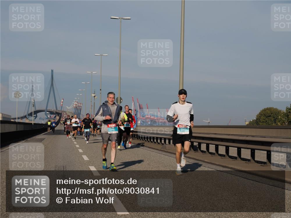 03.10.2025 - Köhlbrandbrückenlauf Fabian Wolf http://msf.ph/oto/9030841 03.10.2025 09:45:15 Position 3 1617, 1432 meine-sportfotos.de