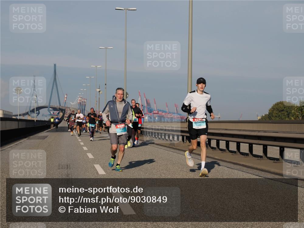 03.10.2025 - Köhlbrandbrückenlauf Fabian Wolf http://msf.ph/oto/9030849 03.10.2025 09:45:15 Position 3 1617, 1432 meine-sportfotos.de