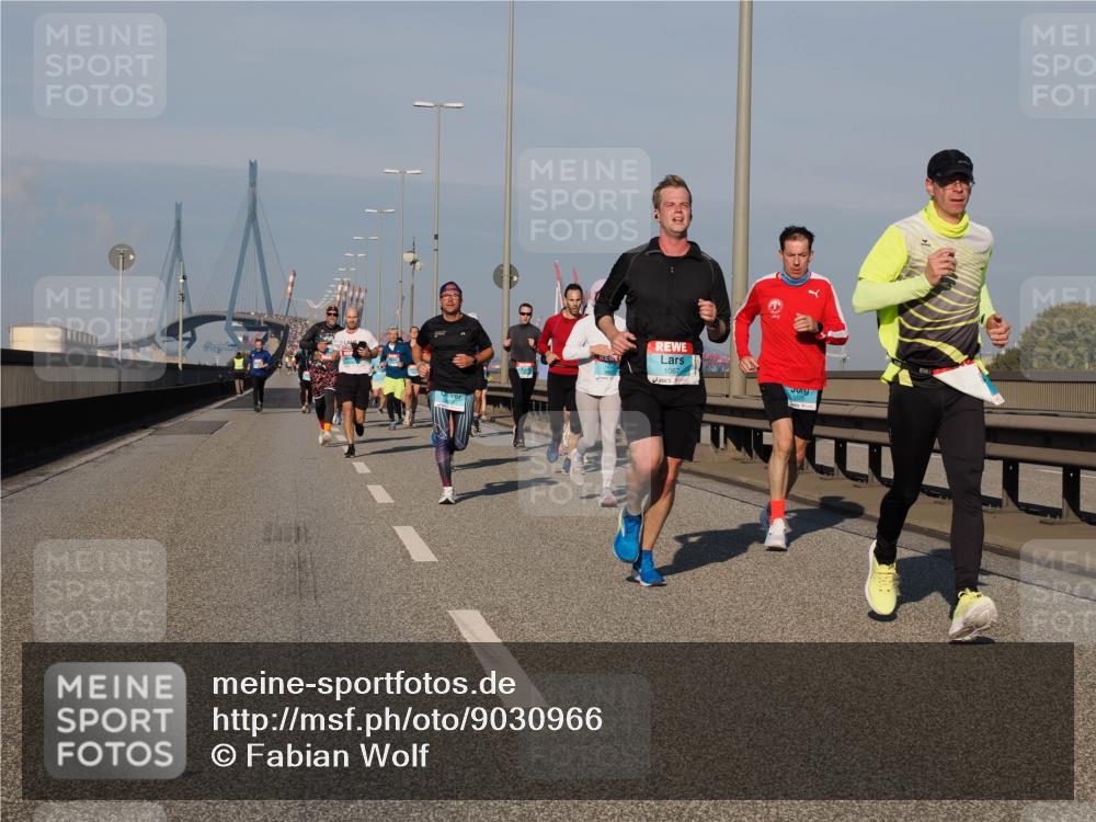 03.10.2025 - Köhlbrandbrückenlauf Fabian Wolf http://msf.ph/oto/9030966 03.10.2025 09:45:20 Position 3 1067 meine-sportfotos.de