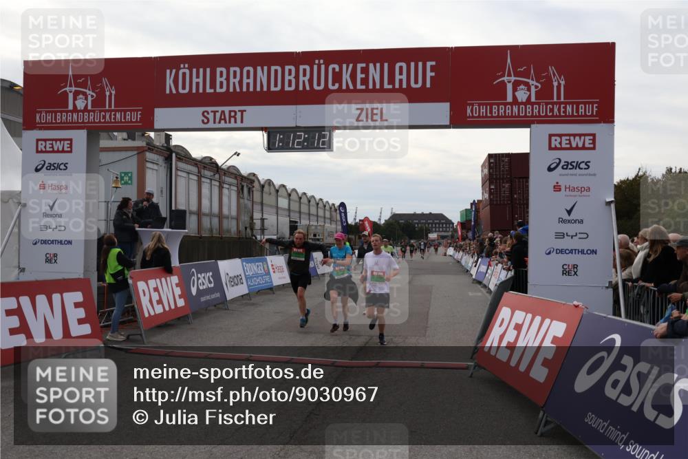 03.10.2025 - Köhlbrandbrückenlauf Julia Fischer http://msf.ph/oto/9030967 03.10.2025 16:12:12 Ziel 7404, 7463, 7468, 7615, 7762, 7825, 8088, 8259, 8569, 8939, 8951, 9159, 9399 meine-sportfotos.de