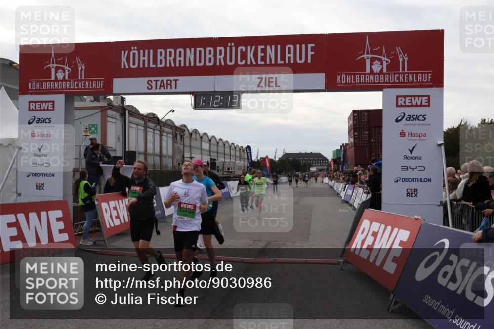 03.10.2025 - Köhlbrandbrückenlauf Julia Fischer http://msf.ph/oto/9030986 03.10.2025 16:12:14 Ziel 7404, 7463, 7468, 7615, 7762, 7825, 8088, 8259, 8569, 8939, 8951, 9159, 9399 meine-sportfotos.de