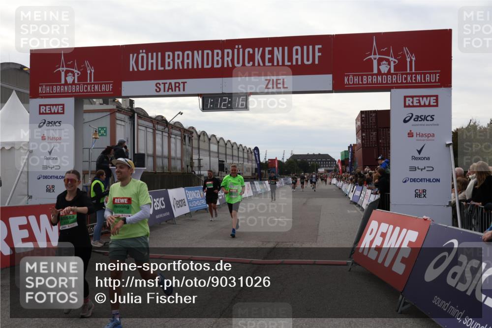 03.10.2025 - Köhlbrandbrückenlauf Julia Fischer http://msf.ph/oto/9031026 03.10.2025 16:12:17 Ziel 7404, 7468, 7615, 7762, 7825, 8088, 8501, 8939, 8951, 9399 meine-sportfotos.de