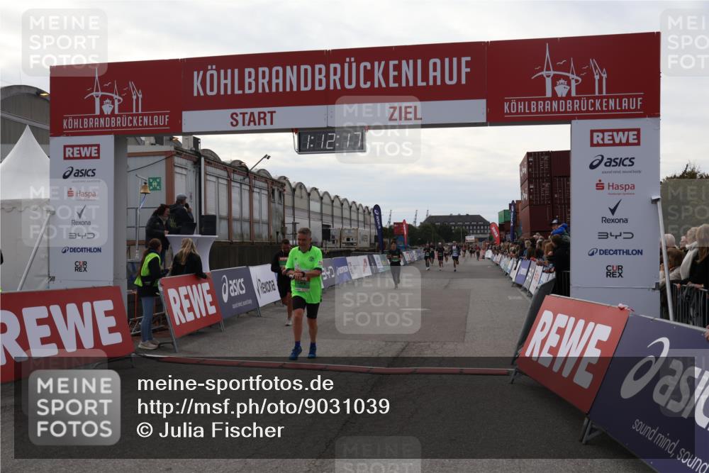 03.10.2025 - Köhlbrandbrückenlauf Julia Fischer http://msf.ph/oto/9031039 03.10.2025 16:12:18 Ziel 7404, 7468, 7615, 7762, 7825, 8088, 8501, 8939, 8951, 9399 meine-sportfotos.de