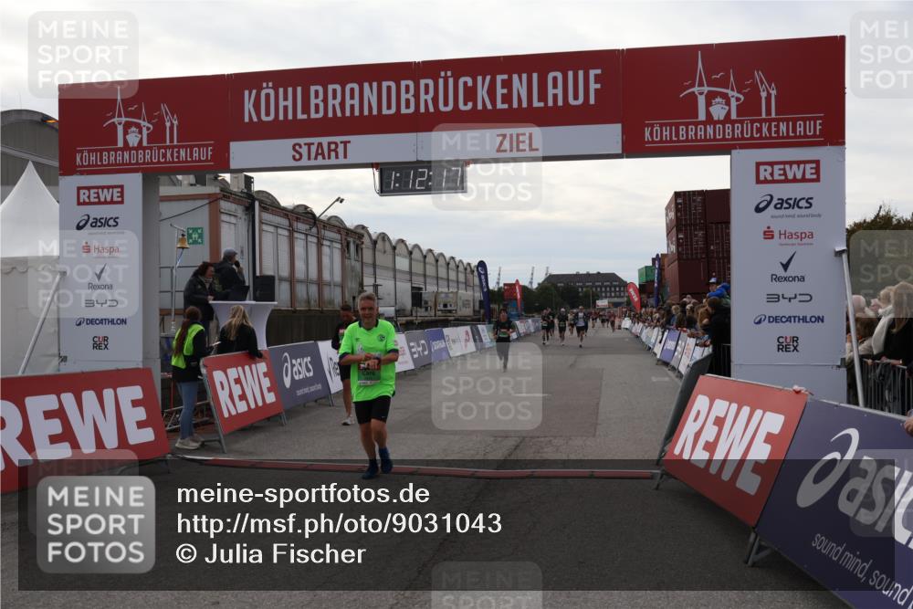 03.10.2025 - Köhlbrandbrückenlauf Julia Fischer http://msf.ph/oto/9031043 03.10.2025 16:12:18 Ziel 7404, 7468, 7615, 7762, 7825, 8088, 8501, 8939, 8951, 9399 meine-sportfotos.de
