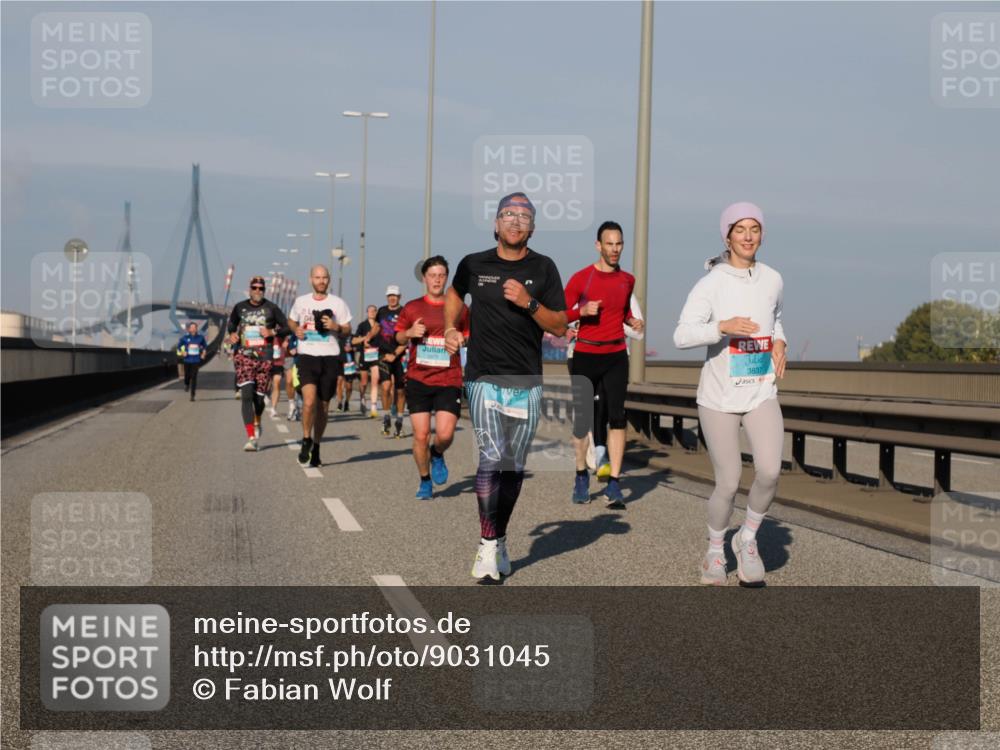 03.10.2025 - Köhlbrandbrückenlauf Fabian Wolf http://msf.ph/oto/9031045 03.10.2025 09:45:23 Position 3 3837 meine-sportfotos.de