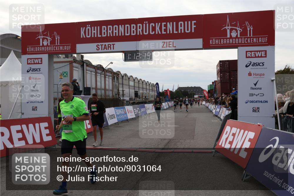 03.10.2025 - Köhlbrandbrückenlauf Julia Fischer http://msf.ph/oto/9031064 03.10.2025 16:12:19 Ziel 7404, 7468, 7615, 7762, 7825, 8088, 8501, 8939, 8951, 9359 meine-sportfotos.de