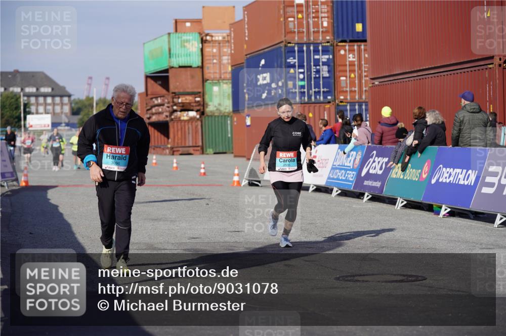 03.10.2025 - Köhlbrandbrückenlauf Michael Burmester http://msf.ph/oto/9031078 03.10.2025 10:36:41 Ziel 2473, 2535, 3096 meine-sportfotos.de