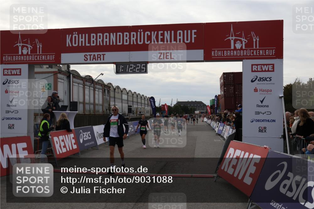 03.10.2025 - Köhlbrandbrückenlauf Julia Fischer http://msf.ph/oto/9031088 03.10.2025 16:12:26 Ziel 7615, 7654, 7688, 7762, 8501, 8901, 9060, 9061, 9359, 9454, 9677 meine-sportfotos.de