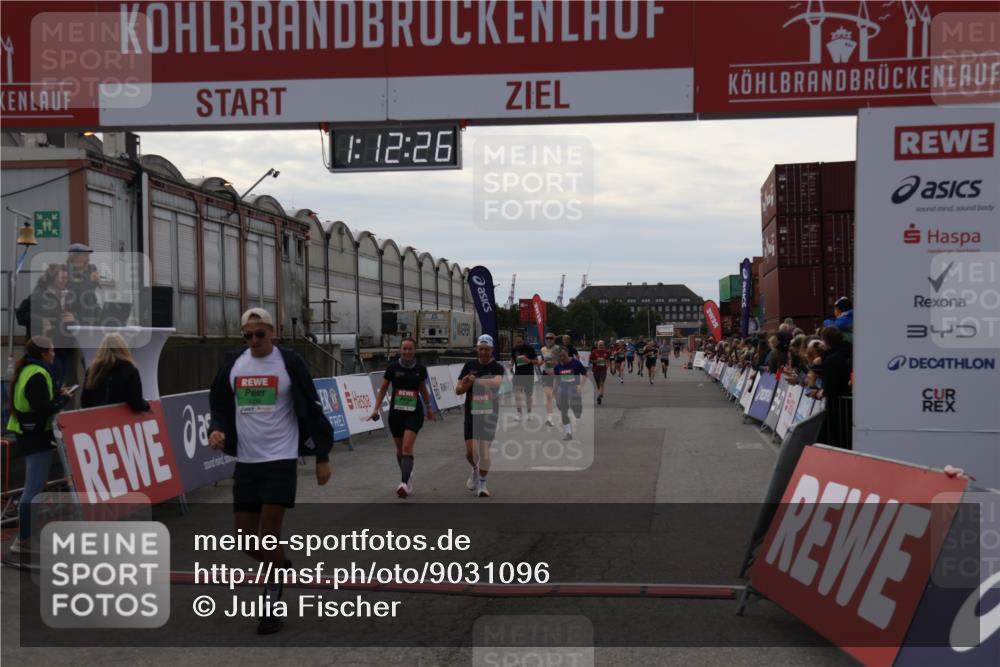 03.10.2025 - Köhlbrandbrückenlauf Julia Fischer http://msf.ph/oto/9031096 03.10.2025 16:12:26 Ziel 7615, 7654, 7688, 7762, 8501, 8901, 9060, 9061, 9359, 9454, 9677 meine-sportfotos.de
