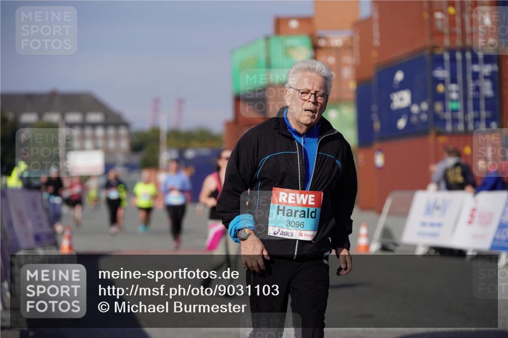 03.10.2025 - Köhlbrandbrückenlauf Michael Burmester http://msf.ph/oto/9031103 03.10.2025 10:36:42 Ziel 2473, 2535, 3096 meine-sportfotos.de