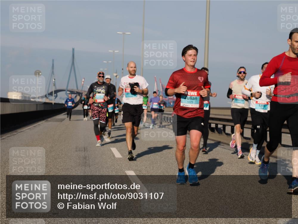 03.10.2025 - Köhlbrandbrückenlauf Fabian Wolf http://msf.ph/oto/9031107 03.10.2025 09:45:25 Position 3 1075 meine-sportfotos.de