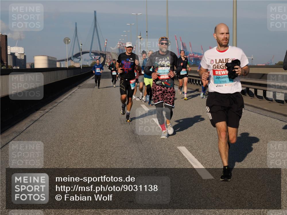 03.10.2025 - Köhlbrandbrückenlauf Fabian Wolf http://msf.ph/oto/9031138 03.10.2025 09:45:27 Position 3 1063, 2788 meine-sportfotos.de