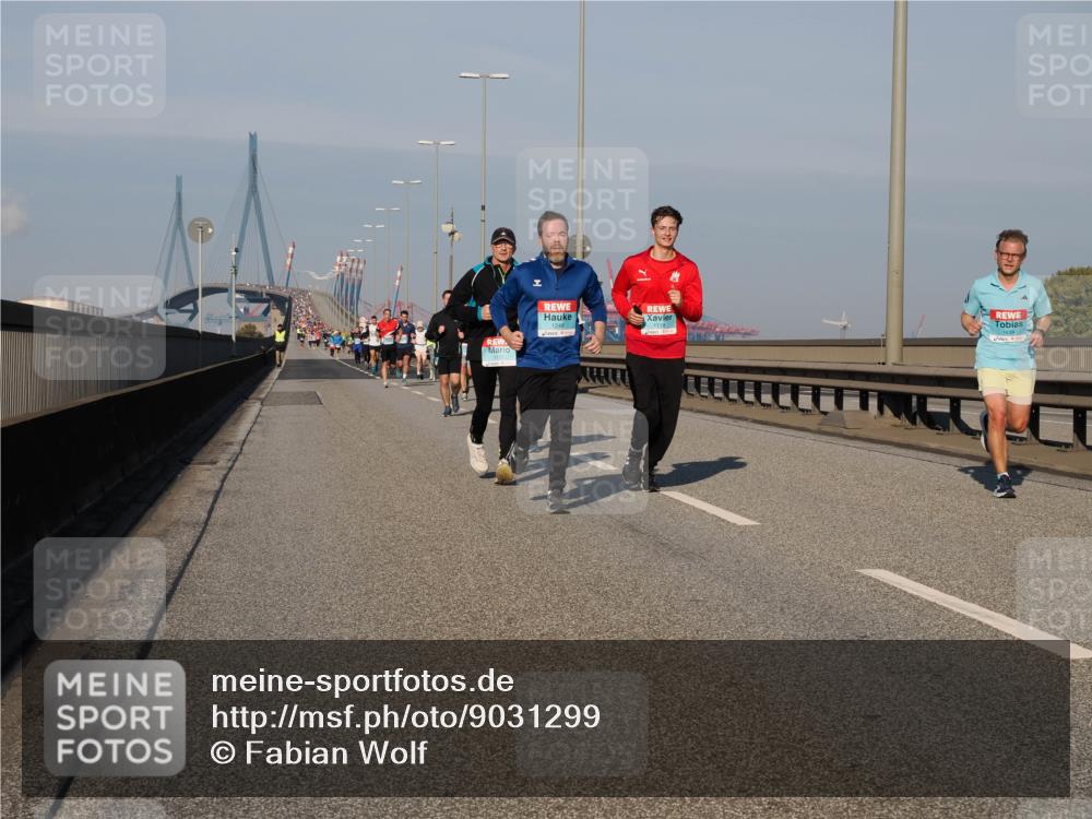03.10.2025 - Köhlbrandbrückenlauf Fabian Wolf http://msf.ph/oto/9031299 03.10.2025 09:45:34 Position 3 1249, 1118, 1639 meine-sportfotos.de