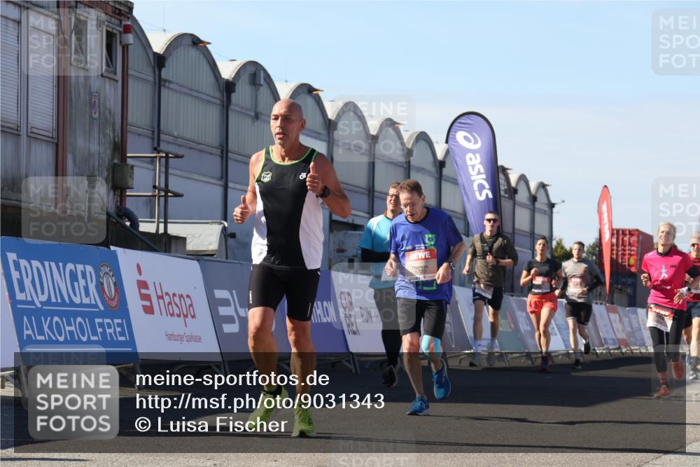 03.10.2025 - Köhlbrandbrückenlauf Luisa Fischer http://msf.ph/oto/9031343 03.10.2025 13:05:51 Ziel 4066, 4133, 4290, 4296, 4327, 4328, 4332, 4335, 4336, 4413, 4467, 4564, 4599, 4643, 4761, 5676, 5764, 5964, 6214, 6533, 6631, 6642, 6720, 6786, 6787 meine-sportfotos.de